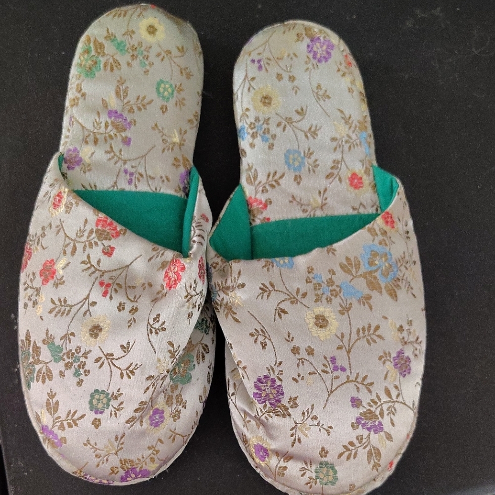 Cream Soft Fabric Slippers with Floral Design